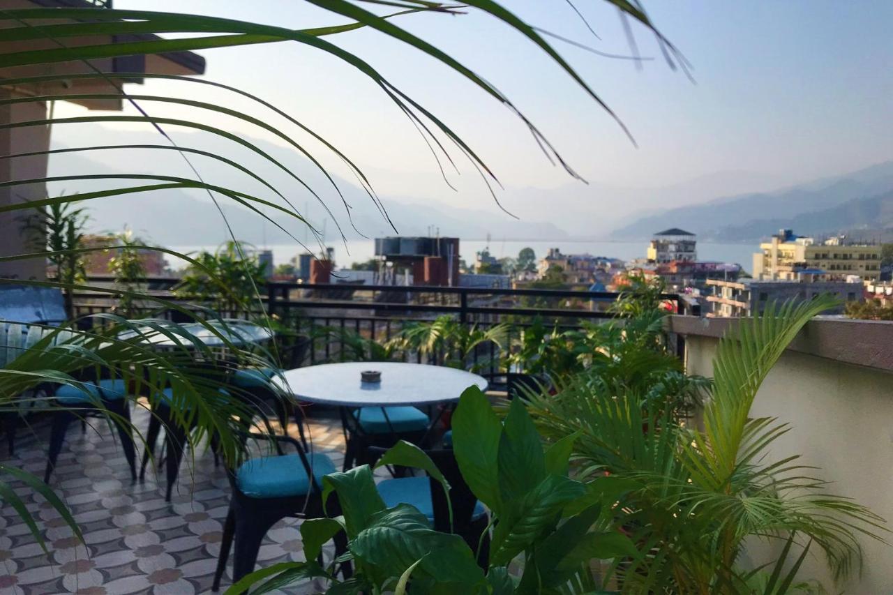 Hotel Karuna Pokhara Zewnętrze zdjęcie