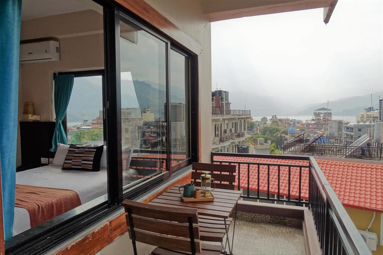 Hotel Karuna Pokhara Zewnętrze zdjęcie
