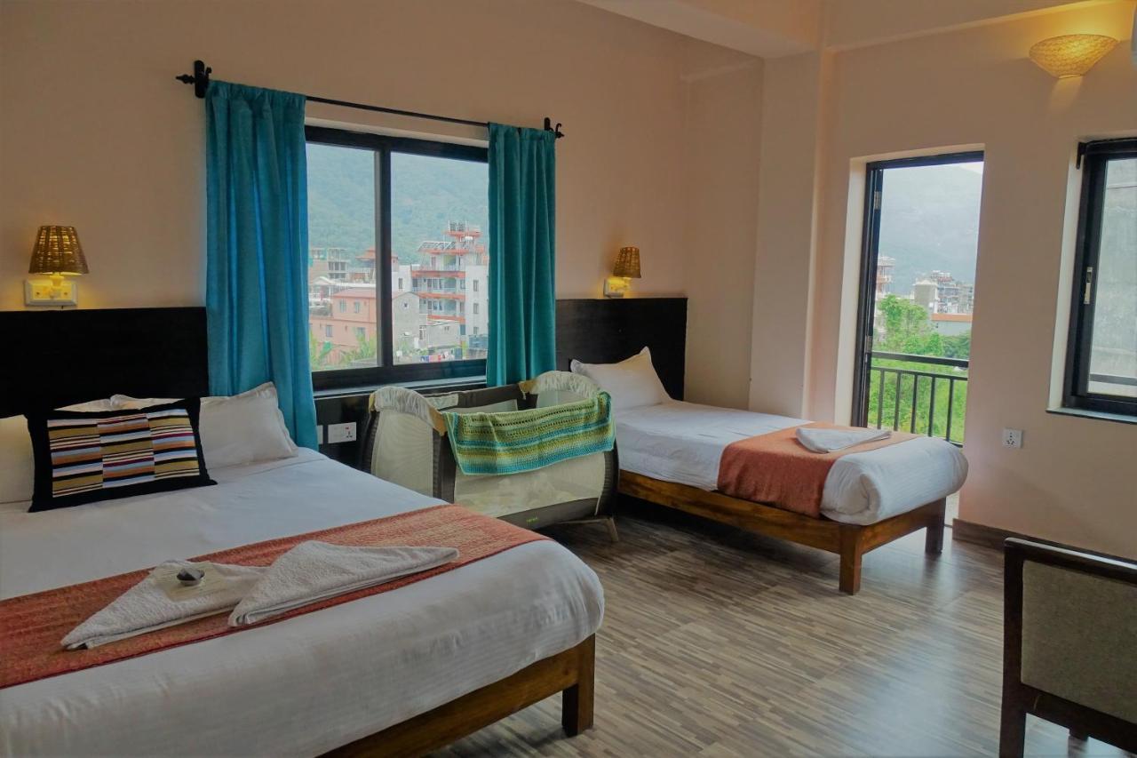 Hotel Karuna Pokhara Zewnętrze zdjęcie