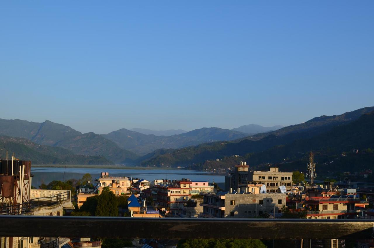 Hotel Karuna Pokhara Zewnętrze zdjęcie